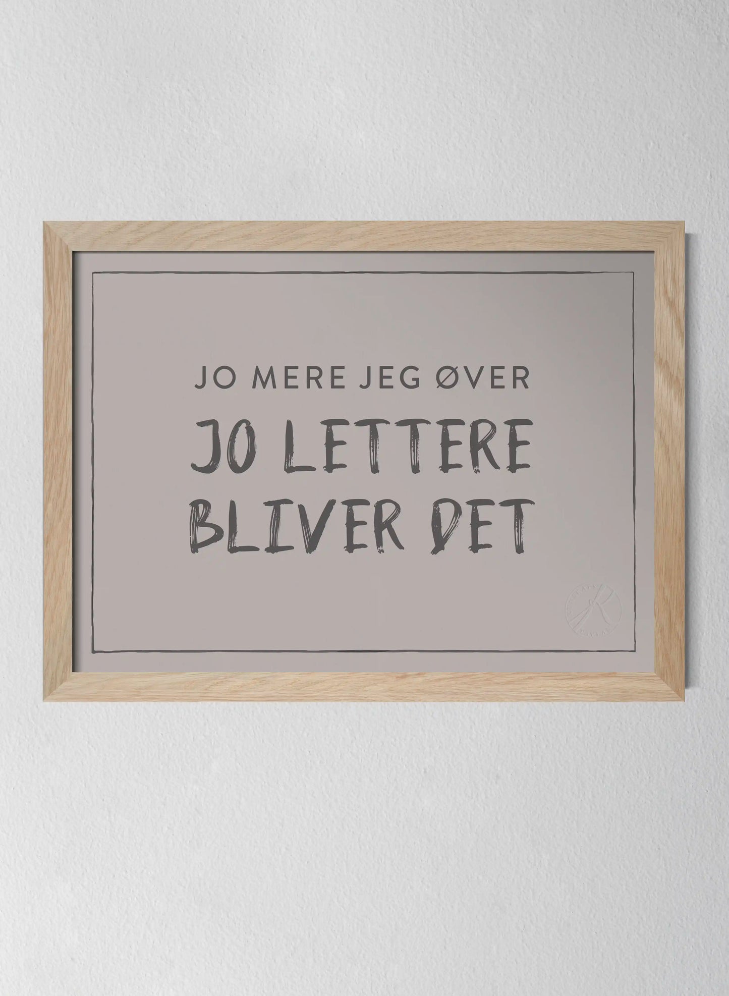 Classic Oak Frame Misty Blush