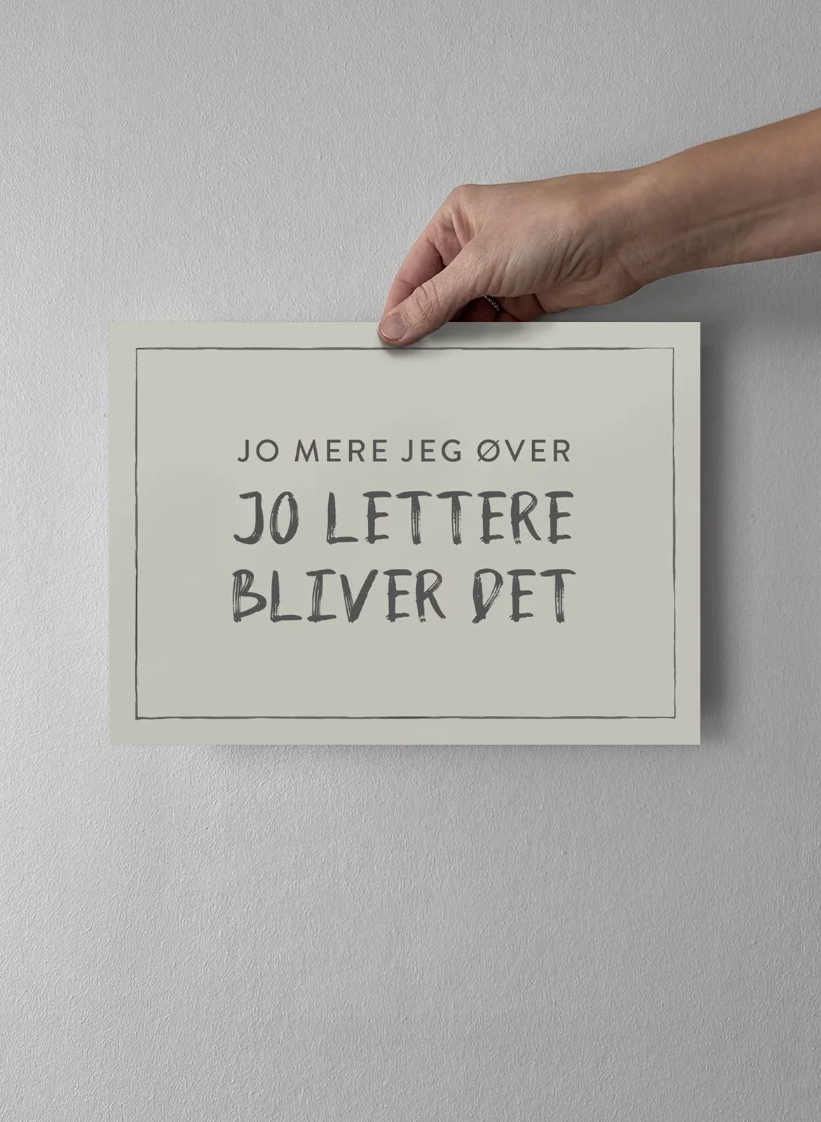 no_frame Pearl Grey