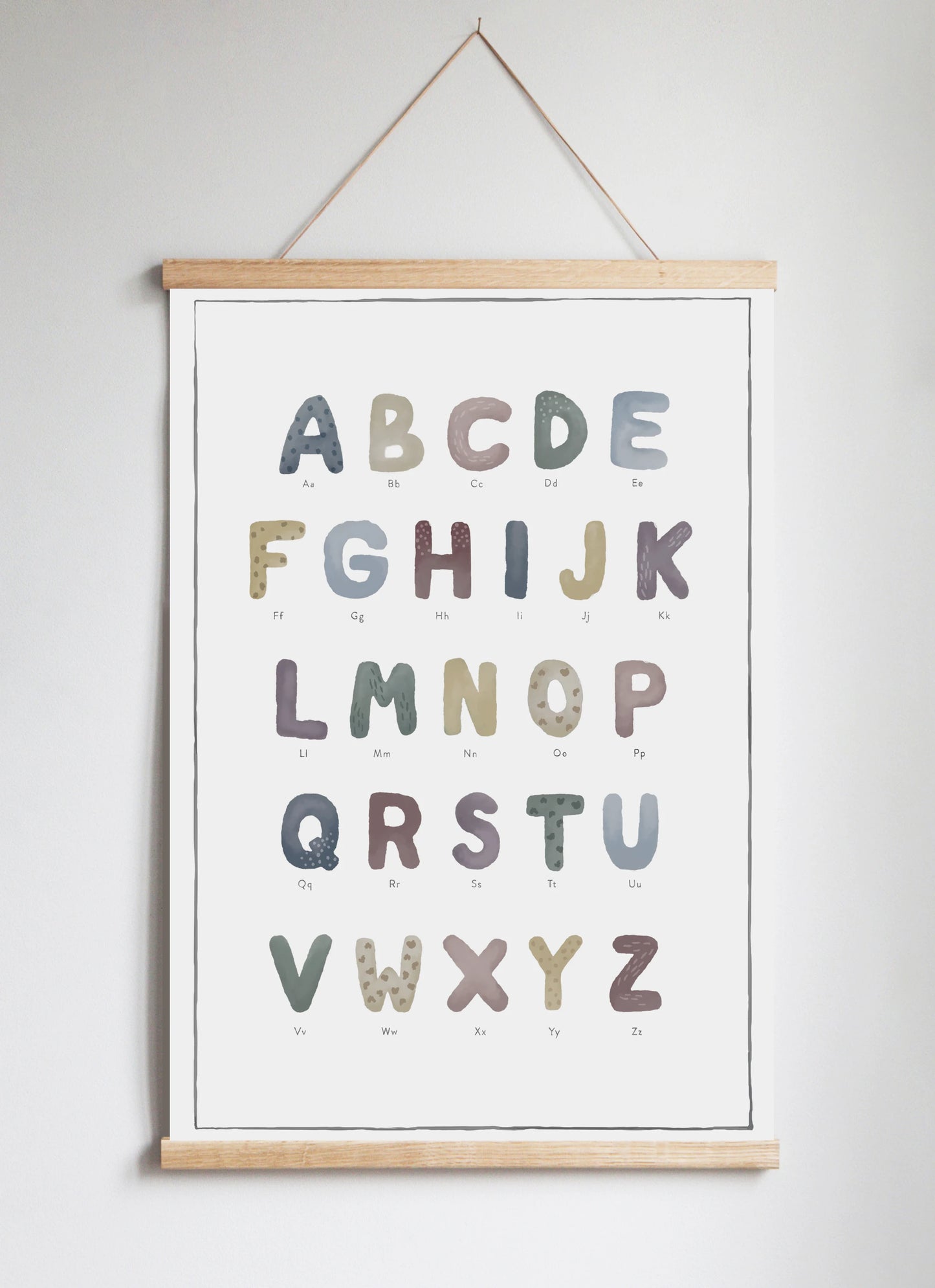 Poster Hanger in Solid Oak Patterned