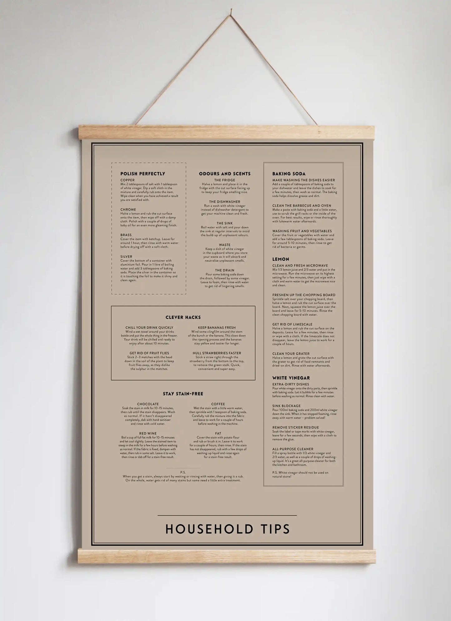 Poster Hanger in Solid Oak Matte Blush