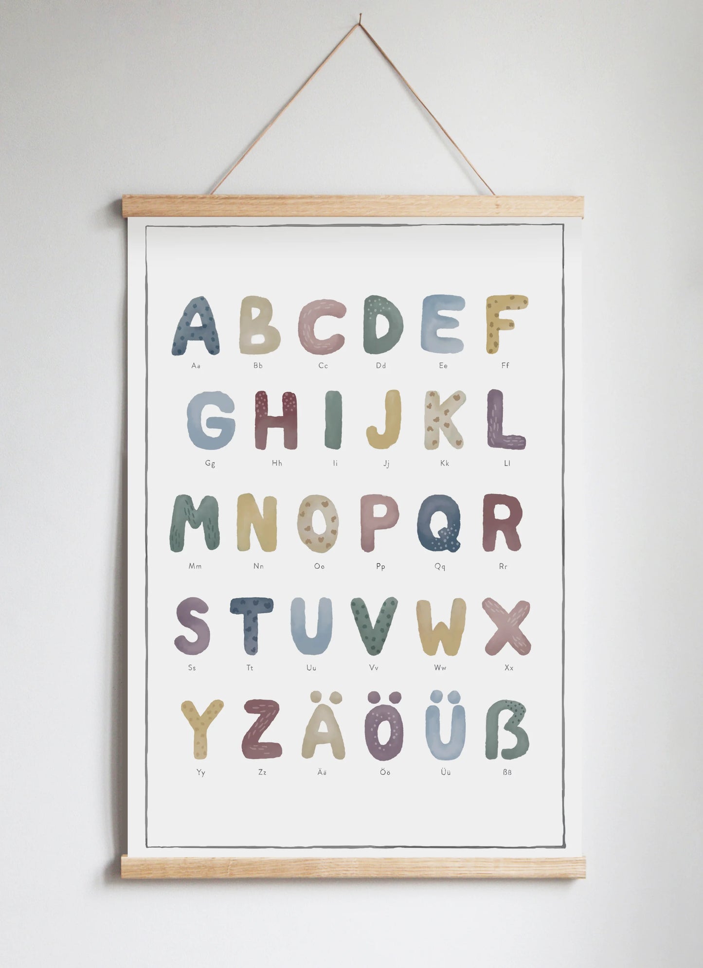 Poster Hanger in Solid Oak Patterned