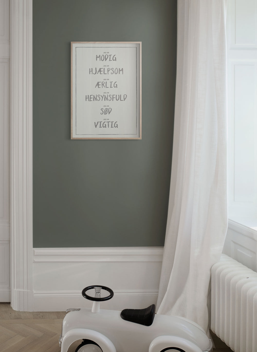 Classic Oak Frame Dusty Pastel