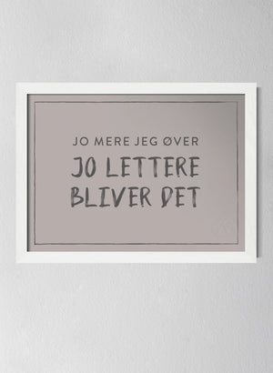 Classic White Pinewood Frame Misty Blush