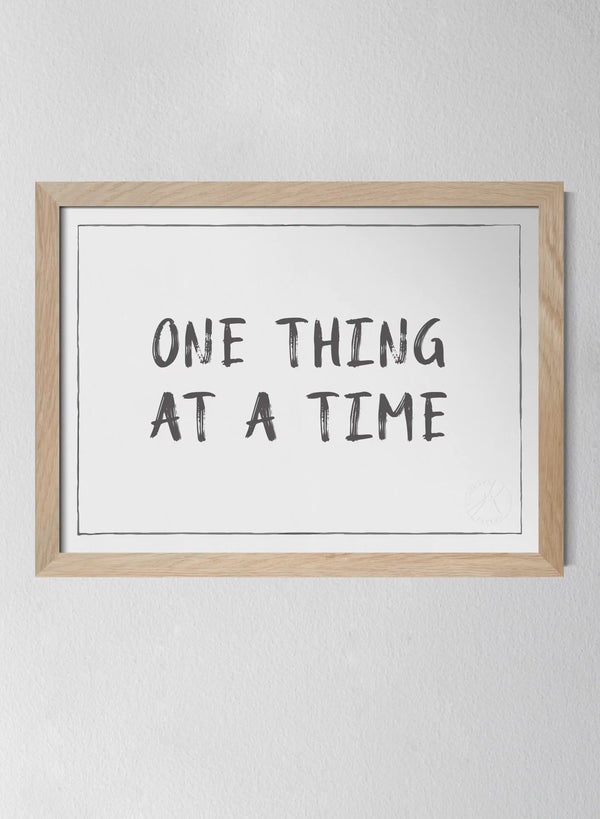 Classic Oak Frame Off-white