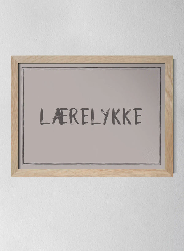 Classic Oak Frame Misty Blush