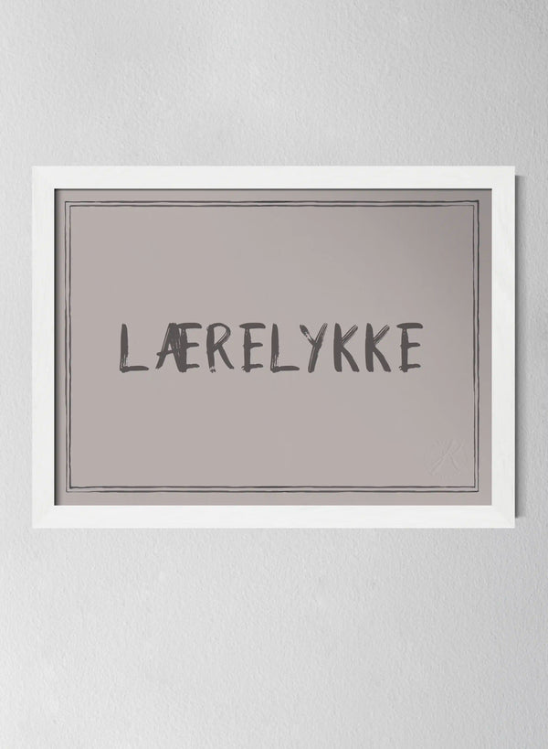 Classic White Pinewood Frame Misty Blush
